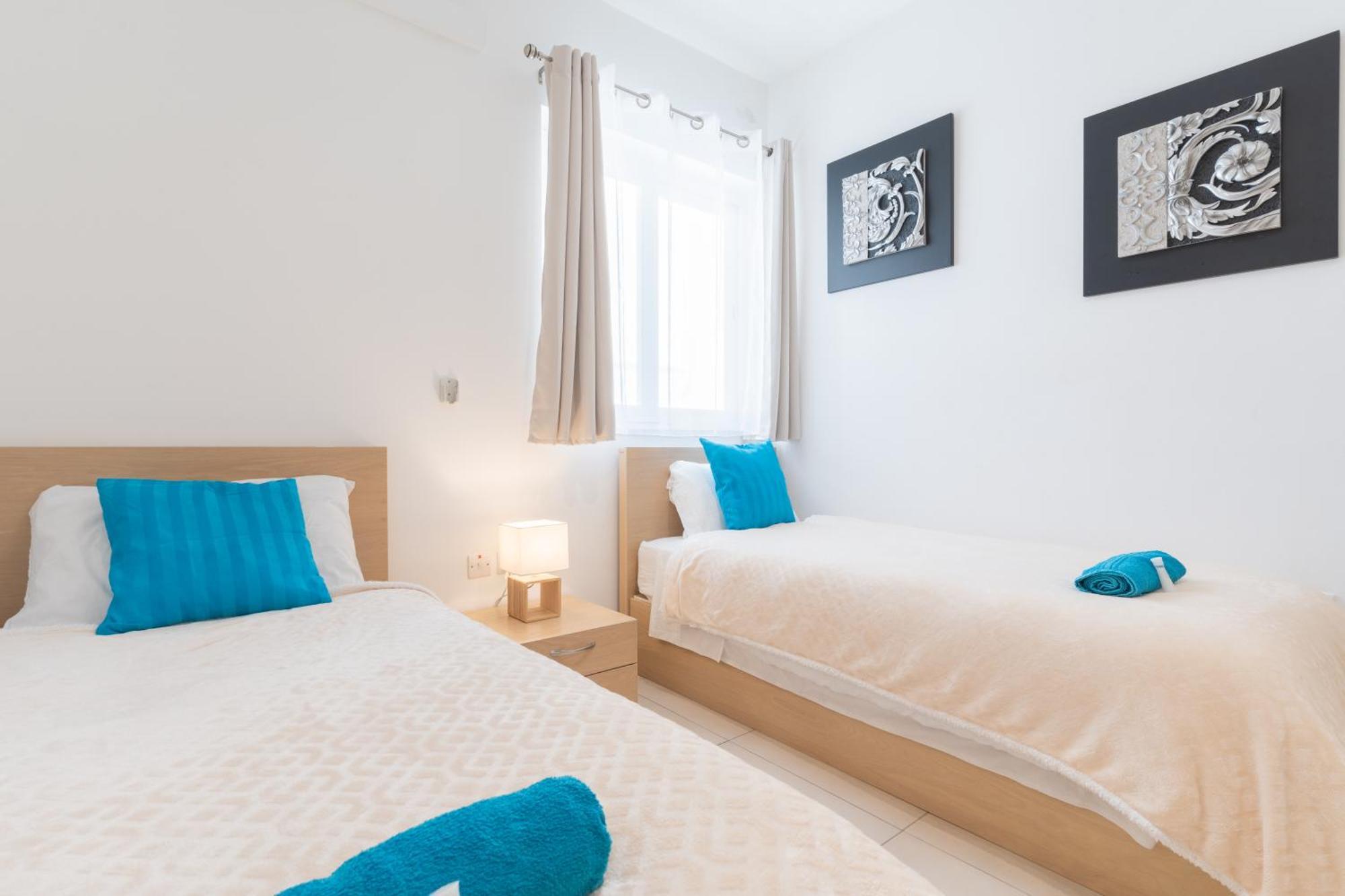 2 Bedroom In Central St Julians Prime Location In Paceville Apt 3 By Vaganza Saint Julian's Exteriér fotografie