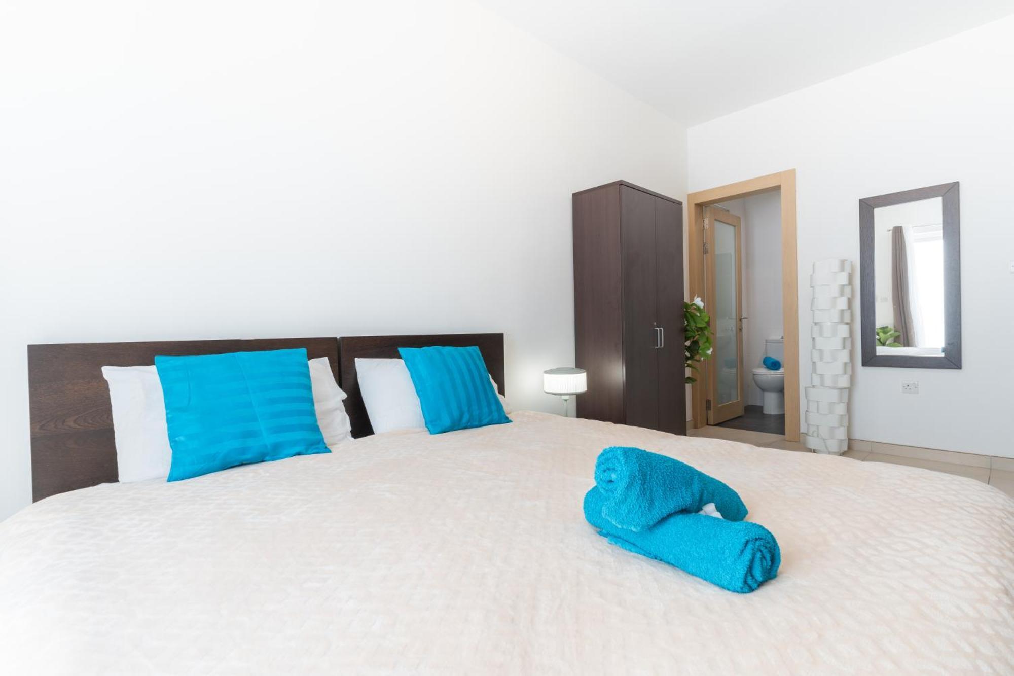 2 Bedroom In Central St Julians Prime Location In Paceville Apt 3 By Vaganza Saint Julian's Exteriér fotografie